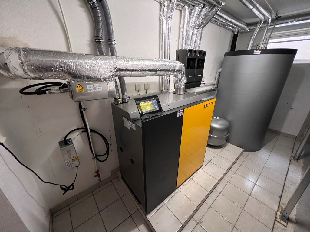 Heizungsmodernisierung Pellet Heizung ETA Landshut durch Heim Gebäudetechnik